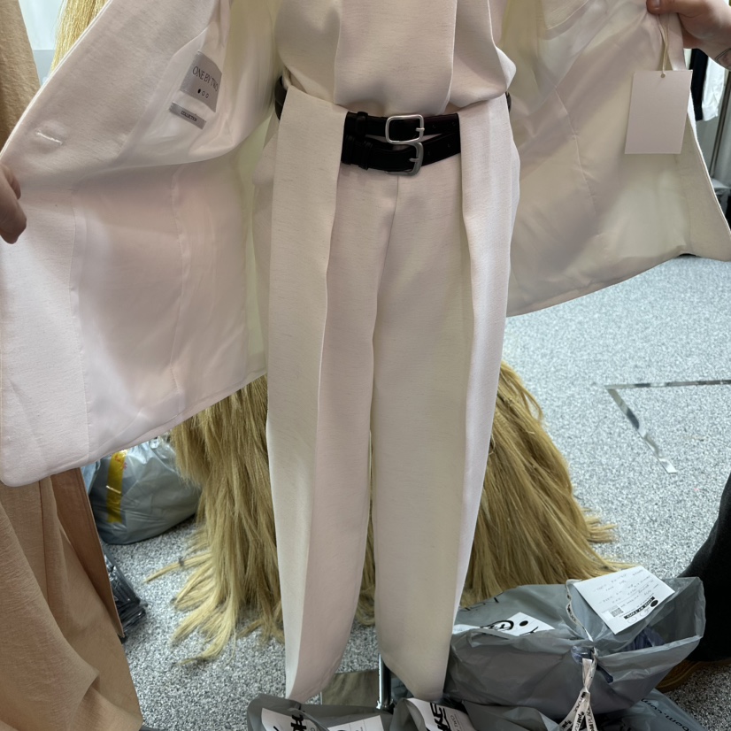 ONEBYTWO韓國直郵㊣東大門實拍女裝新品職業時尚推薦休閑褲ONE BY TWO休閑褲圖色3