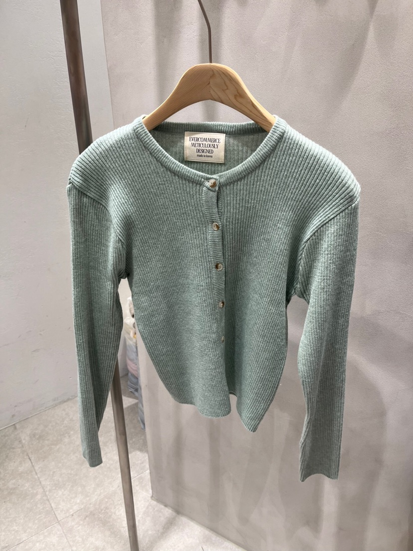 EVERCOMMERCE METICULOUSLY DESIGNED韓國㊣直郵東大門代購女裝新品時尚針織衫EVERCOMMERCE METICULOUSLY DESIGNED針織衫圖色5
