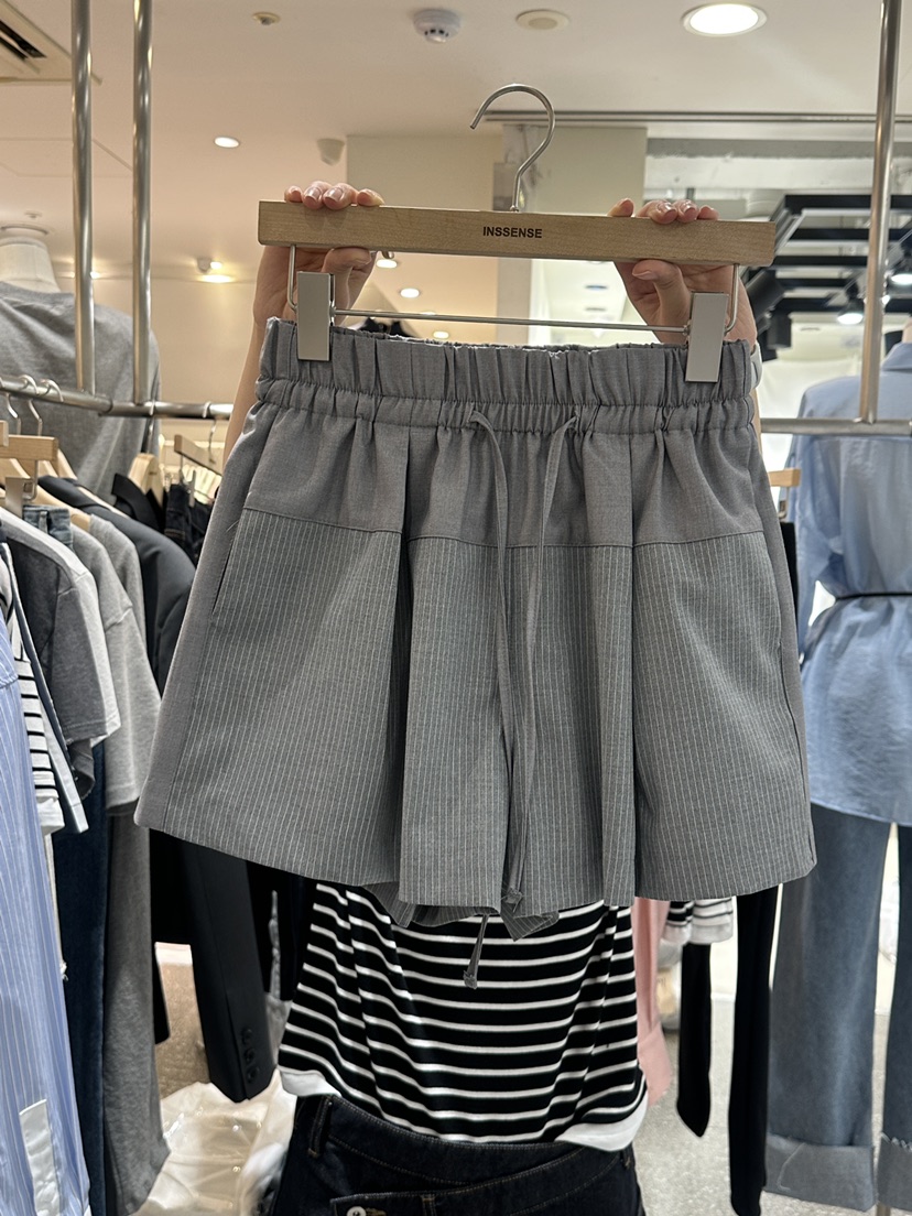 INSSENSE-A韓國直郵㊣女裝新款熱賣職業時尚人氣25春夏短褲INSSENSE-A短褲