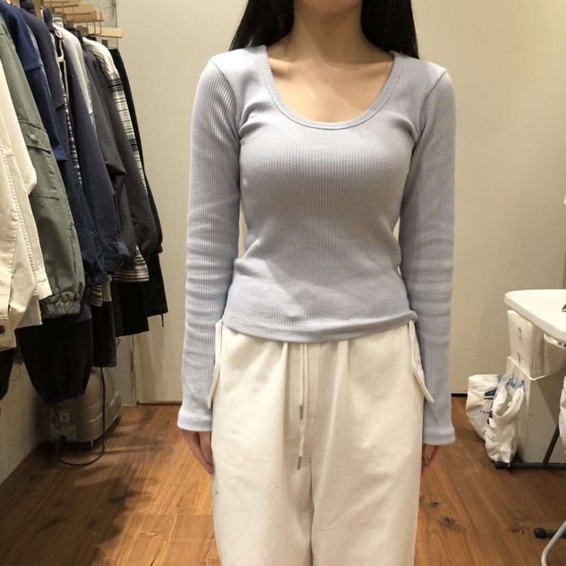 COMELY韓國直郵女士新款真品職業熱賣人氣25春夏時尚長袖T恤COMELY長袖T恤圖色3