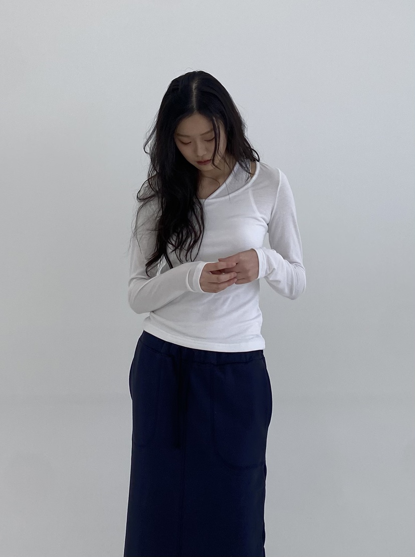A.VER韓國直郵㊣東大門實拍女裝新款25春夏職業熱賣長袖T恤A.VER長袖T恤
