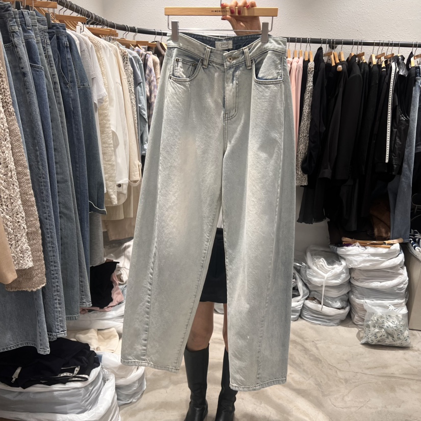 ALMOND PEPE韓國直郵㊣女裝新品職業休閑熱賣人氣推薦牛仔褲ALMOND PEPE牛仔褲圖色2