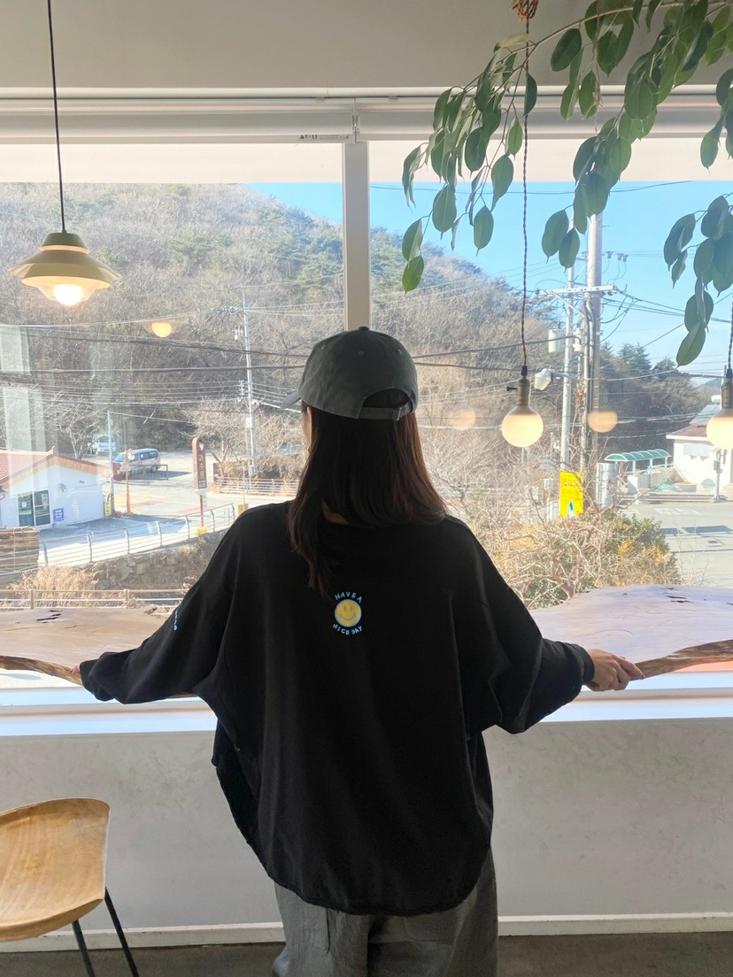 YESFREE韓國直郵㊣東大門實拍女裝新品推薦時尚人氣長袖T恤YESFREE長袖T恤