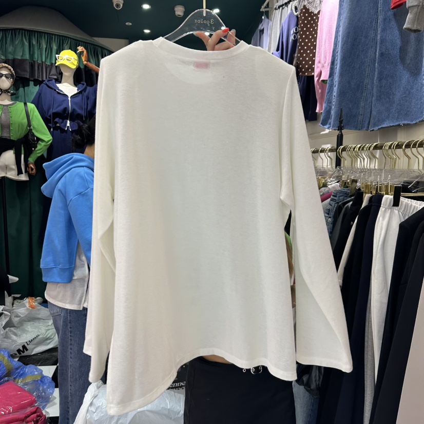 3COLOR(此品牌名稱會遭售假投訴,建議淘寶店鋪商品名稱中不要使用)韓國直郵㊣女裝新款推薦長袖T恤Three color長袖T恤