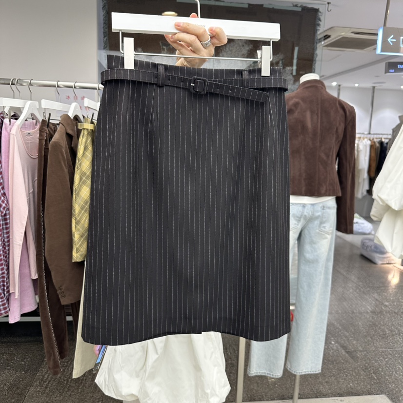 NEUTER韓國㊣直郵東大門代購女裝新品推薦休閑職業短裙含腰帶NEUTER短裙圖色2