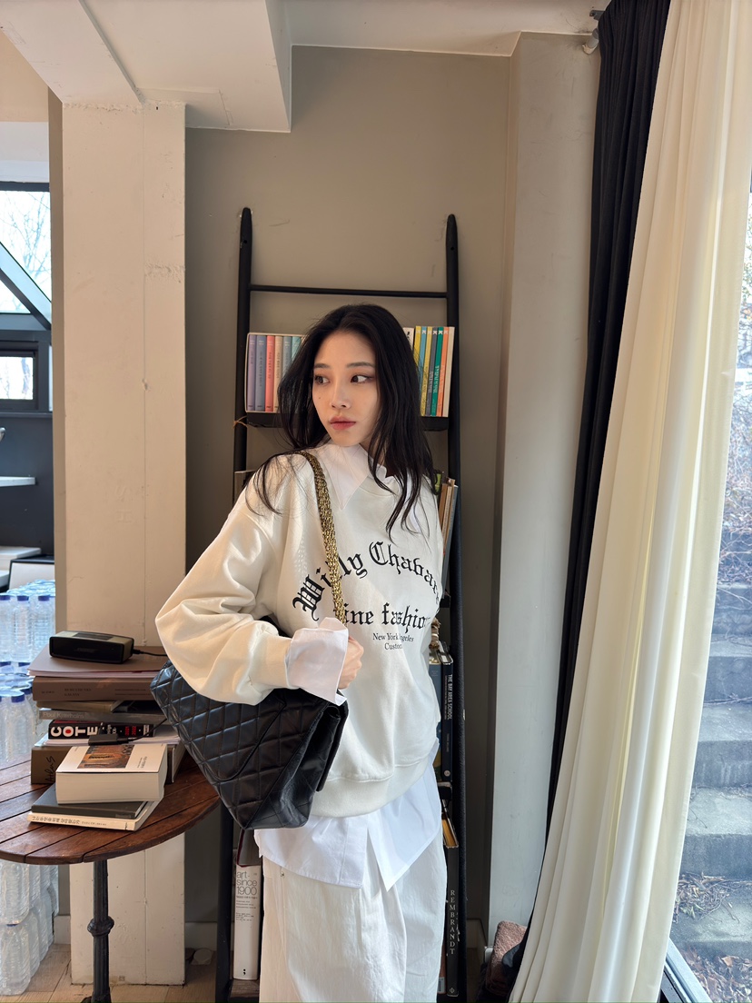 NOV7韓國直郵㊣女裝新品休閑職業人氣熱賣推薦時尚25春夏衛衣the ebony eyes/NOV7衛衣