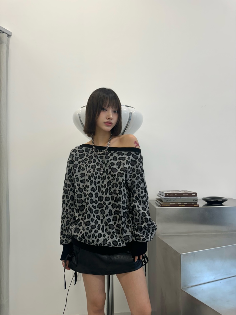 NUEUN直郵韓國代購㊣女裝新品25春夏時尚職業休閑人氣推薦上衣NUEUN/SEEOT上衣圖色2