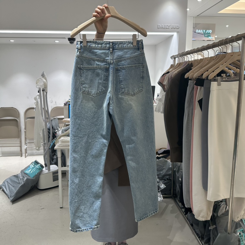 DAILYJUD東大門代購女裝新品真品推薦25春夏時尚職業牛仔褲CONNAUGHT牛仔褲