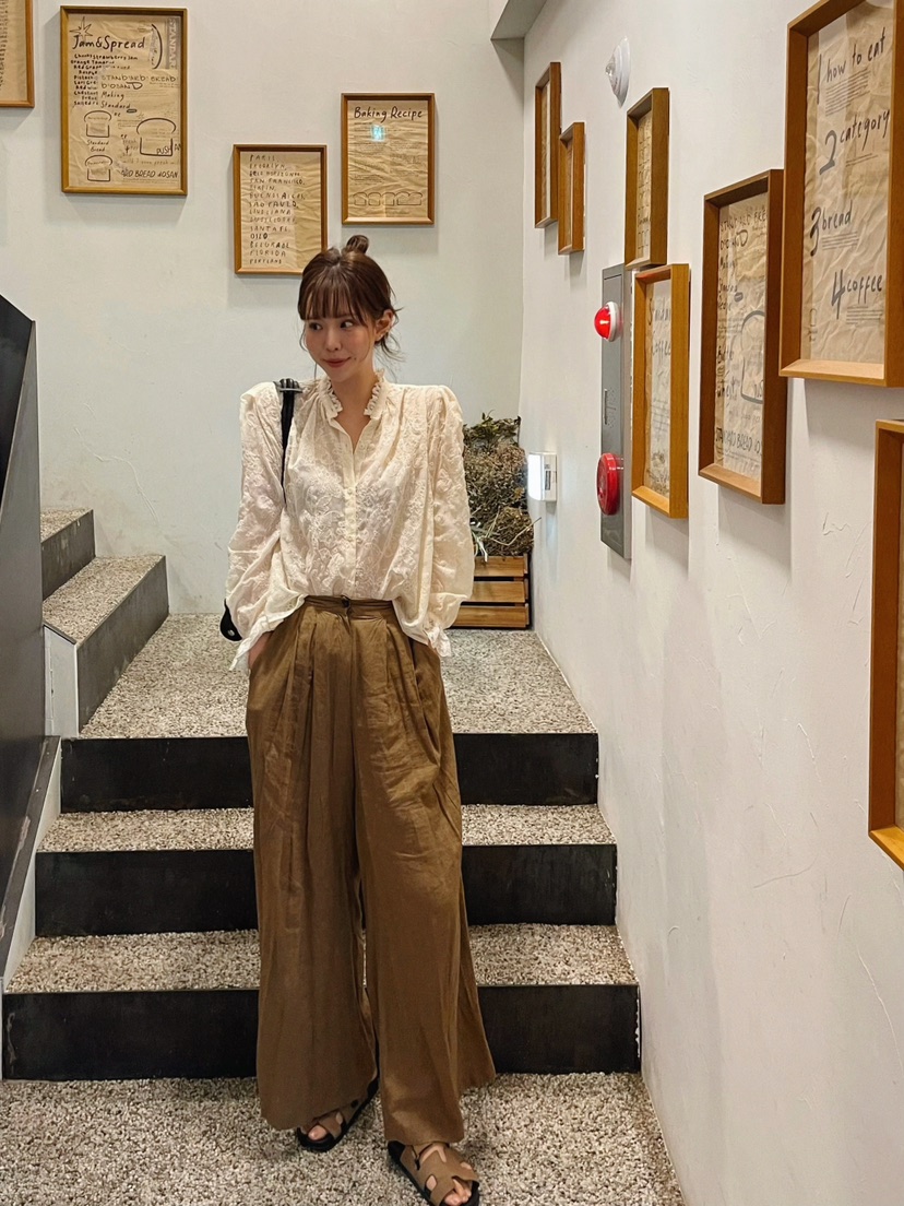 81 MARKET-L東大門直郵女裝新款25春夏熱賣真品襯衫蕾絲衫81 MARKET-L襯衫/蕾絲衫