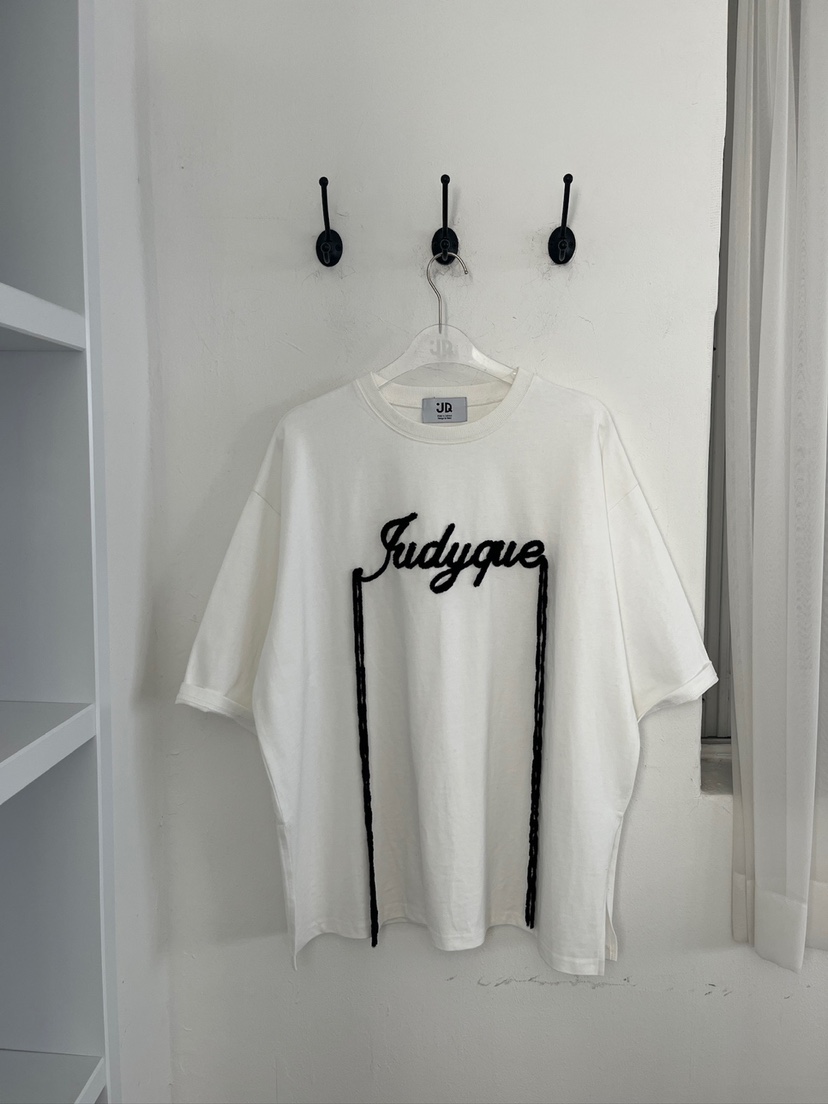 JUDYQUE韓國代購女裝新款真品25春夏時尚休閑職業推薦T恤刺繡JUDYQUET恤