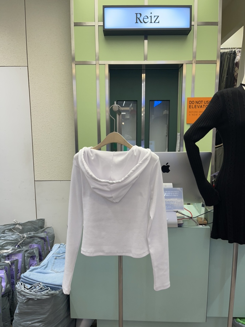 REIZ東大門直郵女士新品時尚職業推薦人氣25春夏休閑熱賣衛衣REIZ衛衣