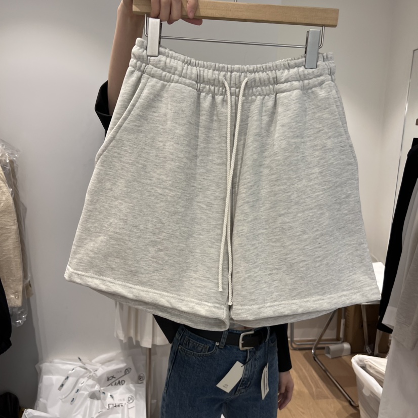 OUR-A韓國㊣直郵東大門代購女裝新品人氣25春夏時尚推薦短褲OUR-A短褲圖色2
