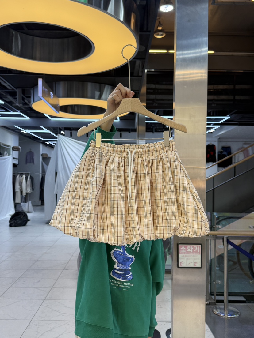 PLUM-q韓國㊣直郵東大門代購女裝新品人氣時尚熱賣推薦短裙PLUM短裙圖色1