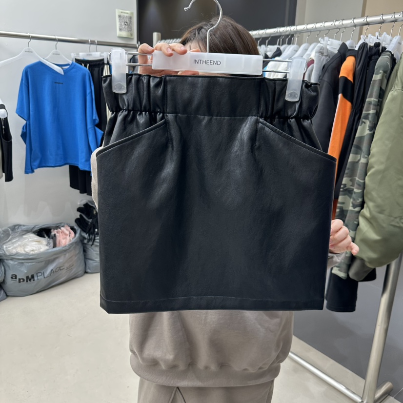 INTHEEND韓國直郵㊣女裝新品25春夏熱賣人氣時尚短裙皮革綁帶INTHEEND短裙圖色1