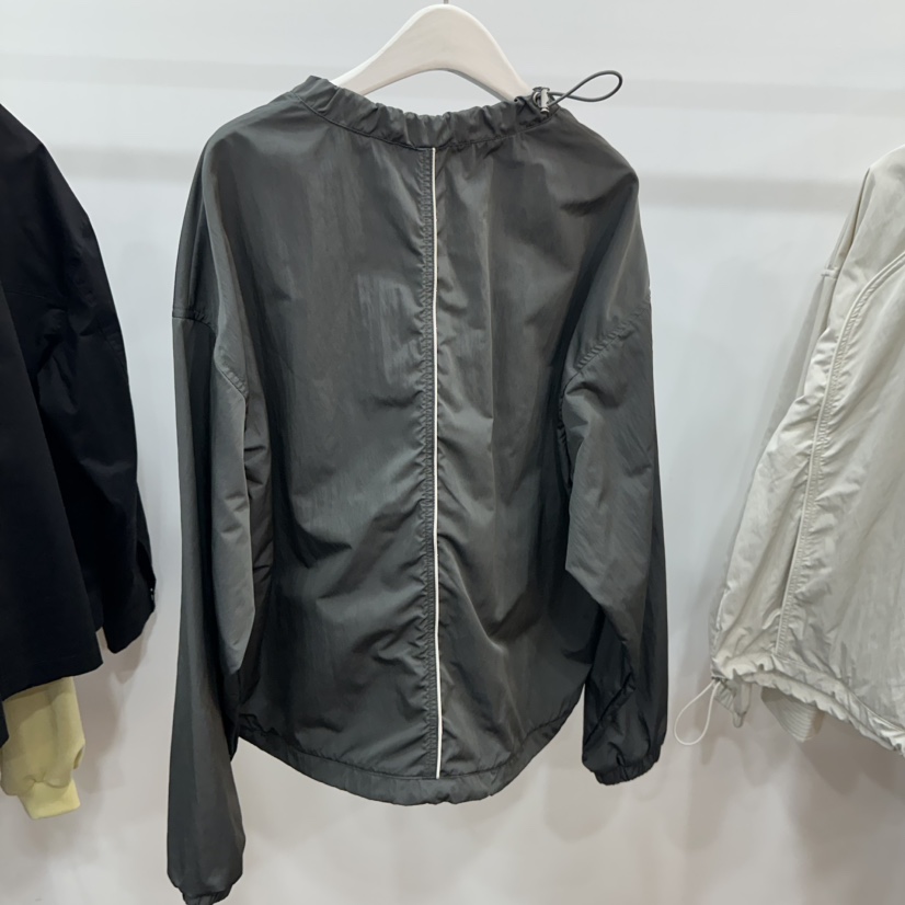 AIME HOPE MAKE韓國㊣直郵東大門代購女裝新品推薦人氣衛衣AIME HOPE MAKE衛衣