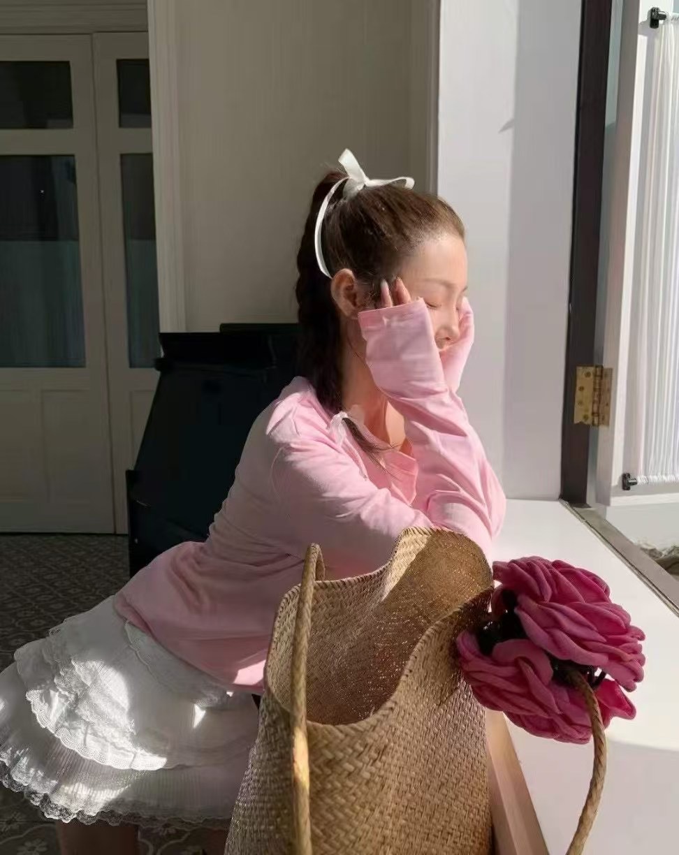 IN A ROW韓國直郵㊣女裝新款職業休閑人氣推薦時尚長袖T恤IN A ROW長袖T恤