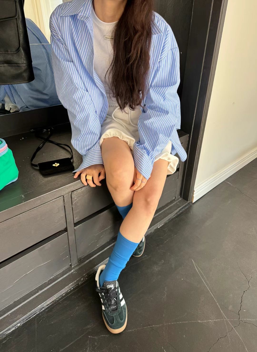 GLOSSY韓國直郵女士新品休閑時尚職業25春夏熱賣襯衫蕾絲衫GLOSSY襯衫/蕾絲衫