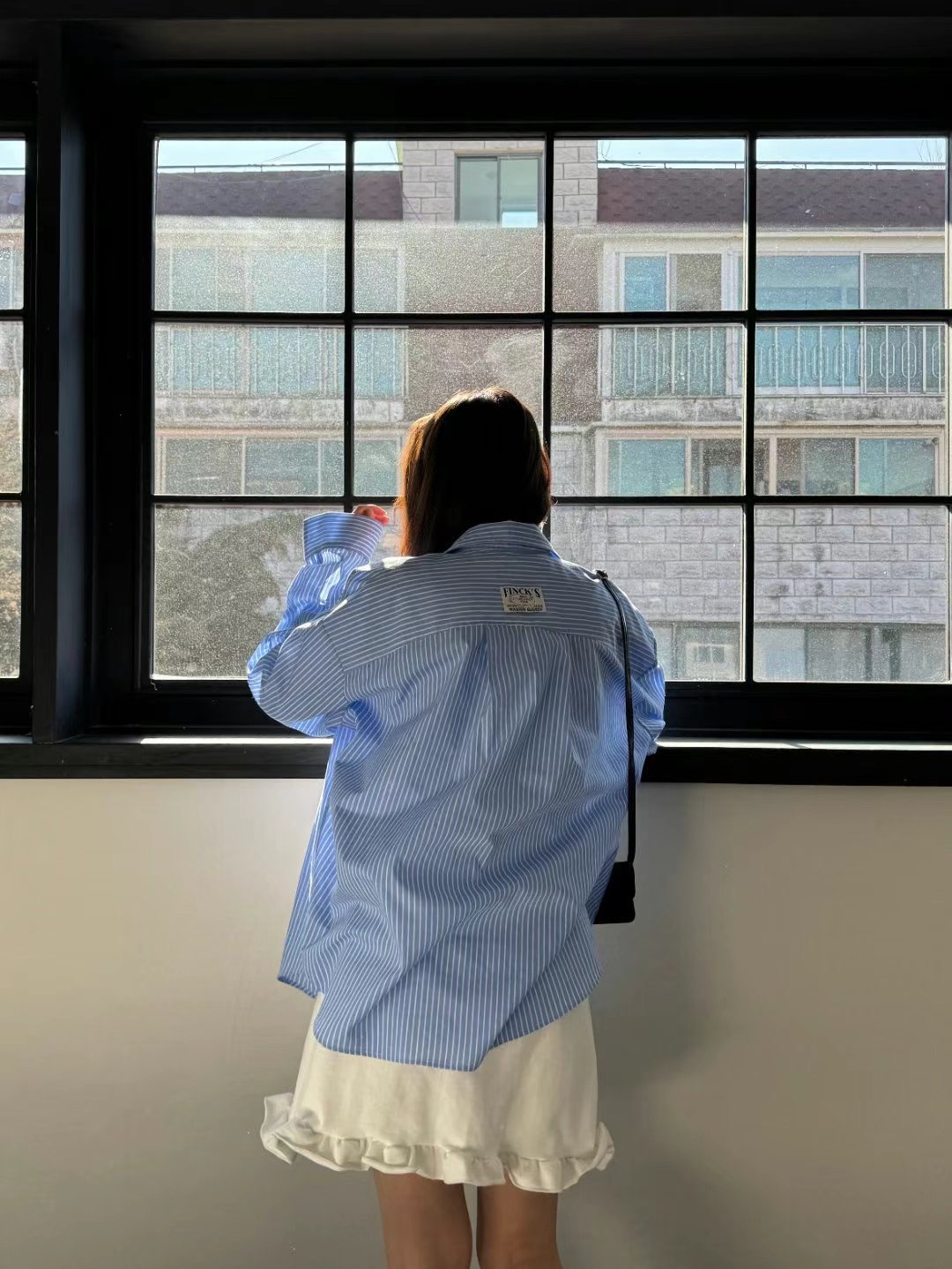 GLOSSY韓國直郵女士新品休閑時尚職業25春夏熱賣襯衫蕾絲衫GLOSSY襯衫/蕾絲衫