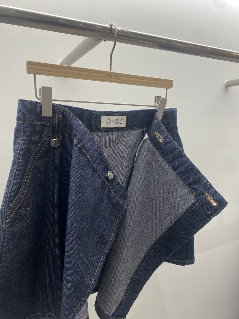 ONDO-P韓國直郵㊣東大門實拍女裝新款推薦熱賣時尚人氣短裙ONDO-P短裙