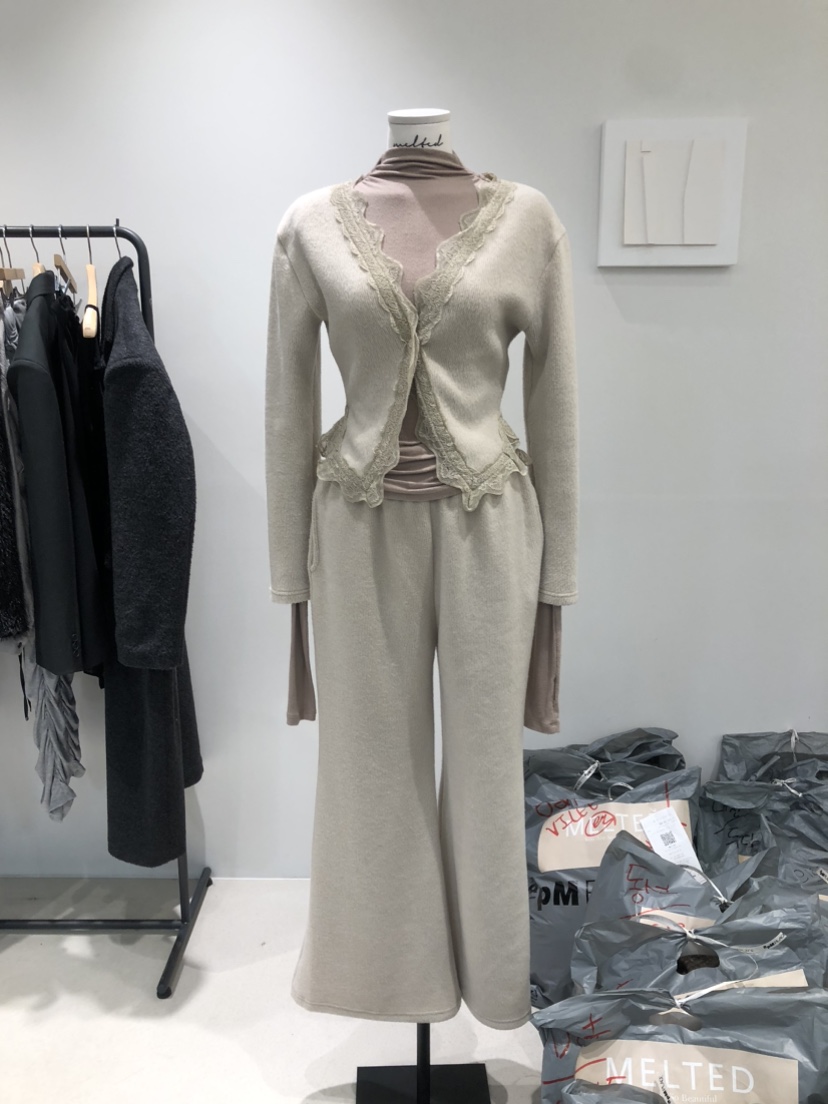 MELTED-P東大門直郵女士新品熱賣人氣時尚職業真品25春夏套裝MELTED-P套裝