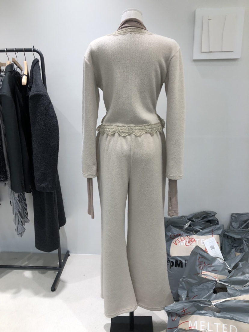 MELTED-P東大門直郵女士新品熱賣人氣時尚職業真品25春夏套裝MELTED-P套裝
