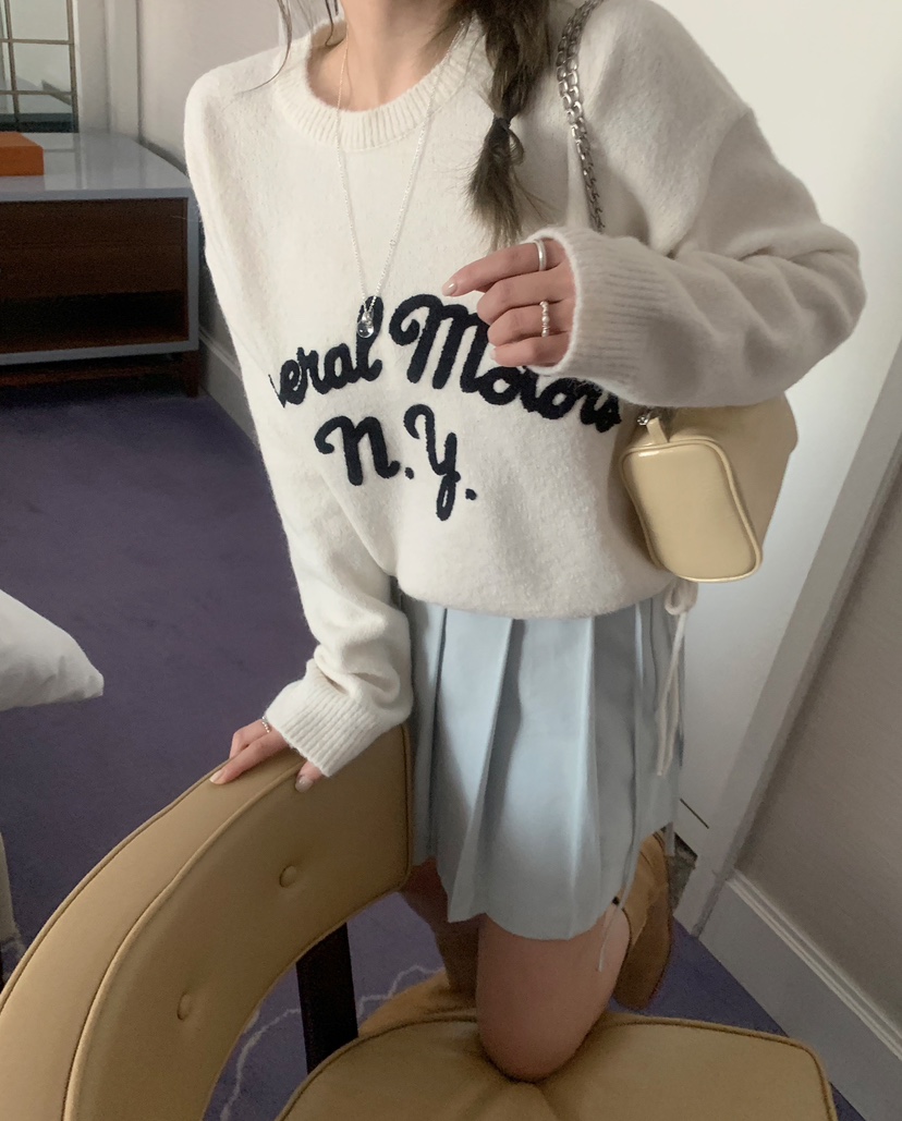 MELLOUNGE-멜라운지-T東大門代購女裝新款休閑針織衫刺繡MELLOUNGE-T針織衫圖色1