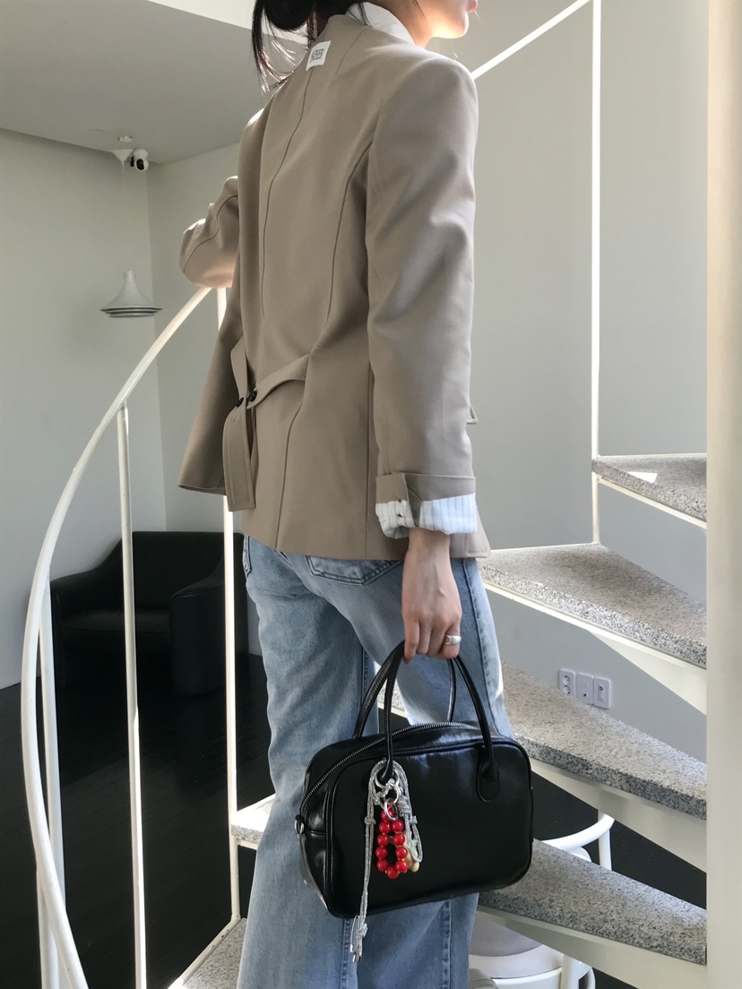 ESCHER東大門實拍女裝新品真品時尚人氣休閑職業推薦25春夏夾克ESCHER夾克