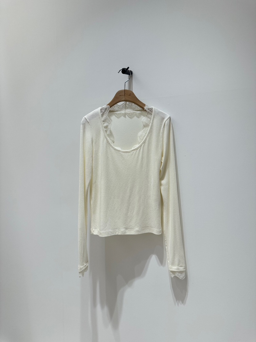 MELTED-P韓國直郵女裝新品時尚熱賣休閑人氣25春夏長袖T恤蕾絲MELTED-P長袖T恤