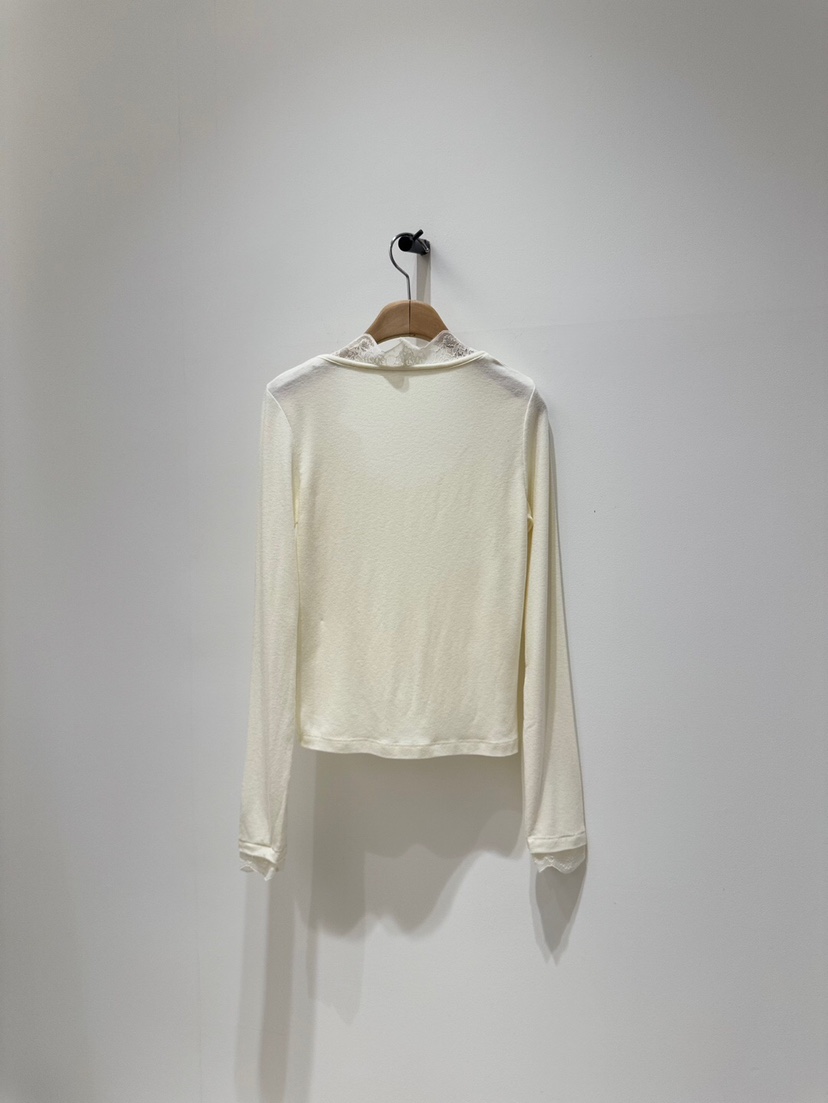 MELTED-P韓國直郵女裝新品時尚熱賣休閑人氣25春夏長袖T恤蕾絲MELTED-P長袖T恤