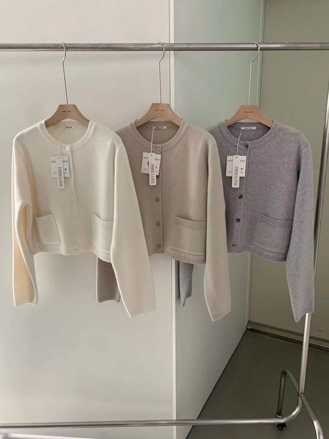 FREELOVE韓國代購女裝新品25春夏熱賣職業休閑針織衫口袋開衫FREELOVE針織衫