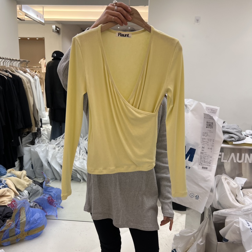 FLAUNT韓國直郵女裝新品休閑時尚推薦人氣熱賣職業真品長袖T恤FLAUNT長袖T恤圖色3