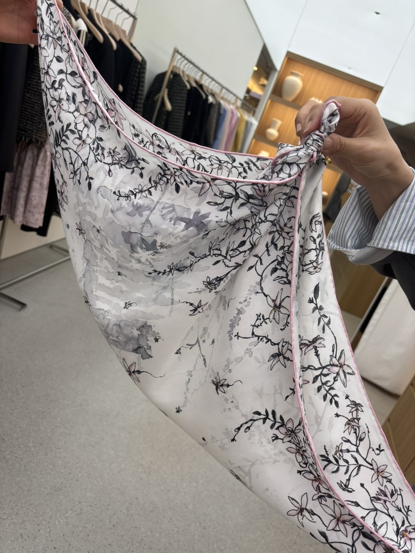 JUJU直郵韓國代購㊣女裝新品熱賣推薦職業時尚休閑圍巾披肩JUJU圍巾/披肩圖色2