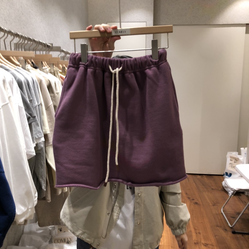 COMELY韓國直郵㊣女裝新品熱賣時尚推薦休閑25春夏人氣短裙COMELY短裙圖色2