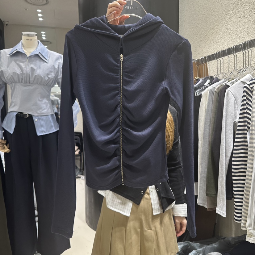 LESSEN韓國直郵㊣東大門實拍女裝新品時尚推薦人氣25春夏長袖T恤LESSEN長袖T恤圖色2