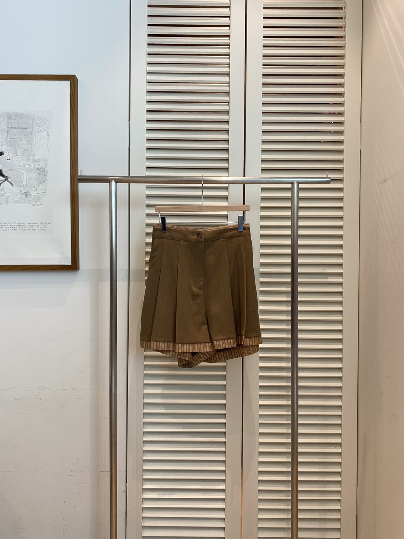 FAVE-L韓國直郵㊣東大門實拍女裝新品職業時尚推薦休閑短褲FAVE-L短褲圖色2