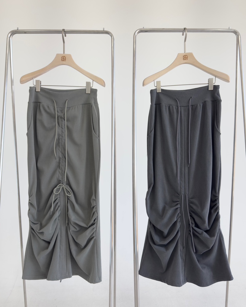NOV7韓國直郵㊣東大門實拍女裝新品25春夏時尚推薦職業長裙the ebony eyes/NOV7長裙