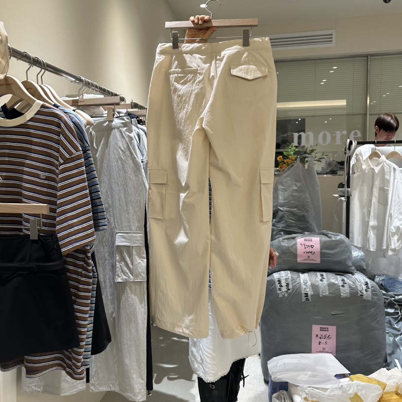 MOREMORE韓國直郵㊣東大門實拍女裝新品職業時尚休閑褲奶油色more more休閑褲