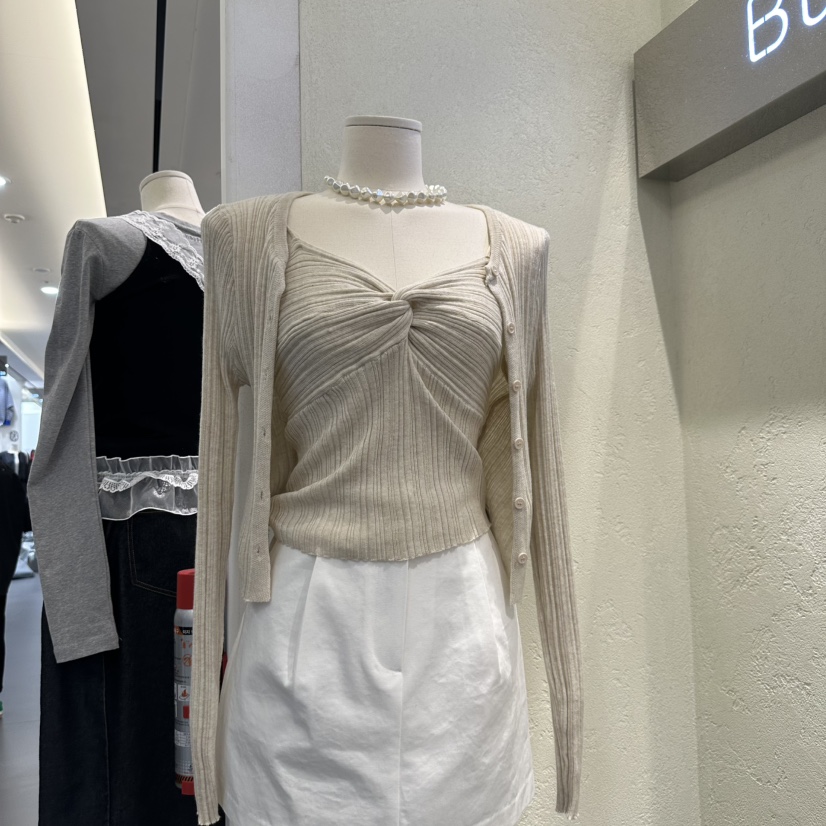 BUTTER-P直郵韓國代購㊣女裝新款25春夏人氣時尚套裝套裝開衫HELVETICA套裝圖色1