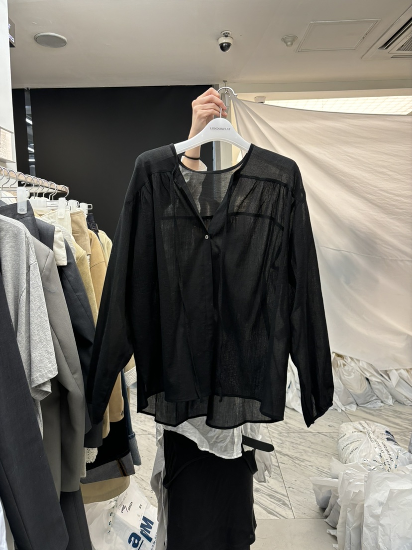 LONDON FLAT韓國㊣直郵東大門代購女裝新款人氣襯衫蕾絲衫LONDON FLAT襯衫/蕾絲衫圖色3
