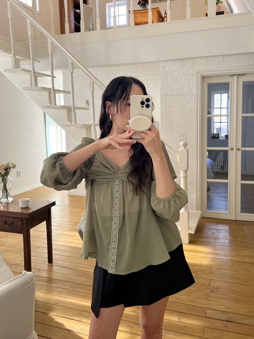 BOLD韓國直郵㊣女裝新款推薦熱賣休閑職業時尚人氣襯衫蕾絲衫BOLD襯衫/蕾絲衫