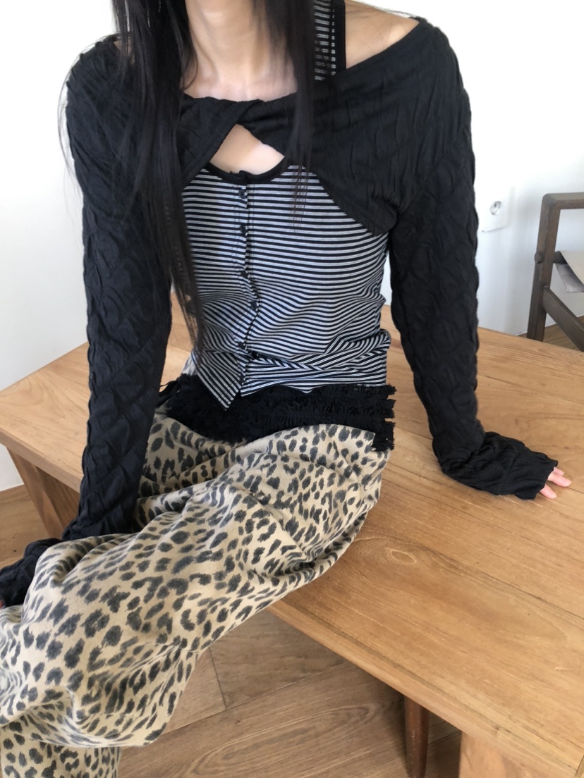 FLASH韓國直郵㊣女裝新品職業熱賣25春夏人氣休閑時尚長袖T恤I LOVE ME長袖T恤