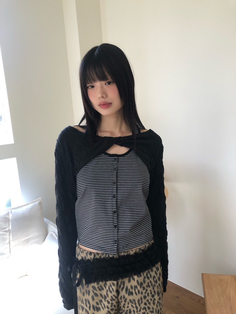 FLASH韓國直郵㊣女裝新品職業熱賣25春夏人氣休閑時尚長袖T恤I LOVE ME長袖T恤圖色2