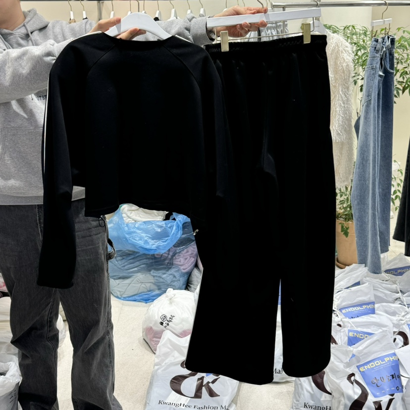 ENDOLPHIN直郵韓國代購㊣女裝新品推薦時尚25春夏休閑人氣套裝ENDOLPHIN套裝