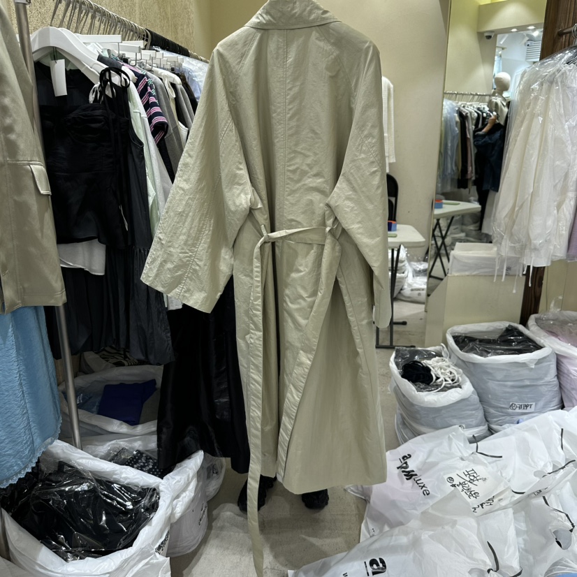REFLAT東大門實拍女士新品職業休閑人氣時尚長款風衣含腰帶REFLAT長款風衣