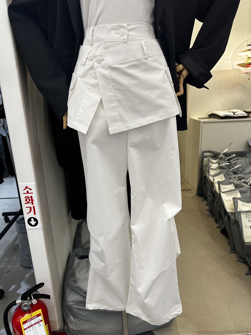 MONDAYMORING東大門實拍女士新款推薦職業時尚休閑裙褲可拆卸MONDAYMORING裙褲圖色1