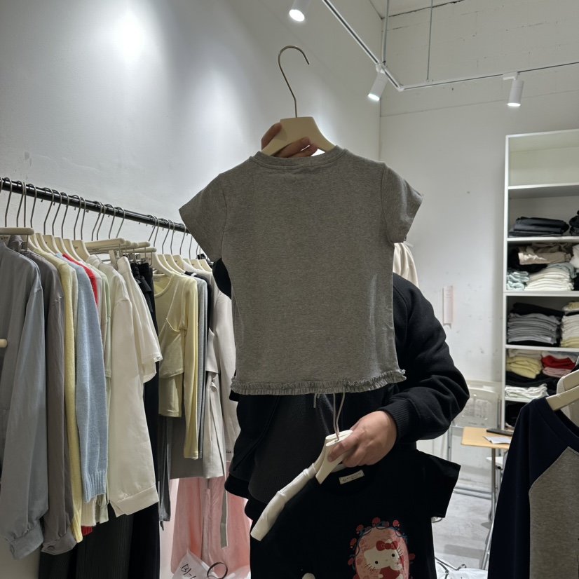 MAY DOROYHY韓國直郵女士新品休閑時尚推薦職業25春夏熱賣T恤MAY DOROYHYT恤