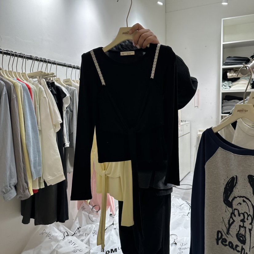 MAY DOROYHY東大門直郵女裝新品25春夏時尚真品長袖T恤蕾絲MAY DOROYHY長袖T恤圖色3