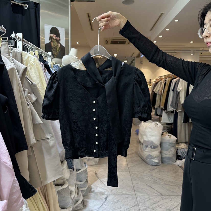 CHEAP-CHIC東大門實拍女裝新品推薦休閑熱賣襯衫蕾絲衫含脖帶CHEAP-CHIC/CHARLES THE SECOND襯衫/蕾絲衫圖色2
