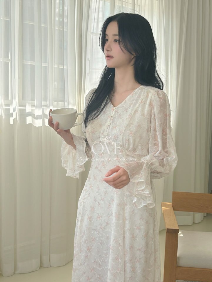 OVE東大門直郵女士新品真品推薦時尚25春夏人氣熱賣職業連衣裙OVE連衣裙