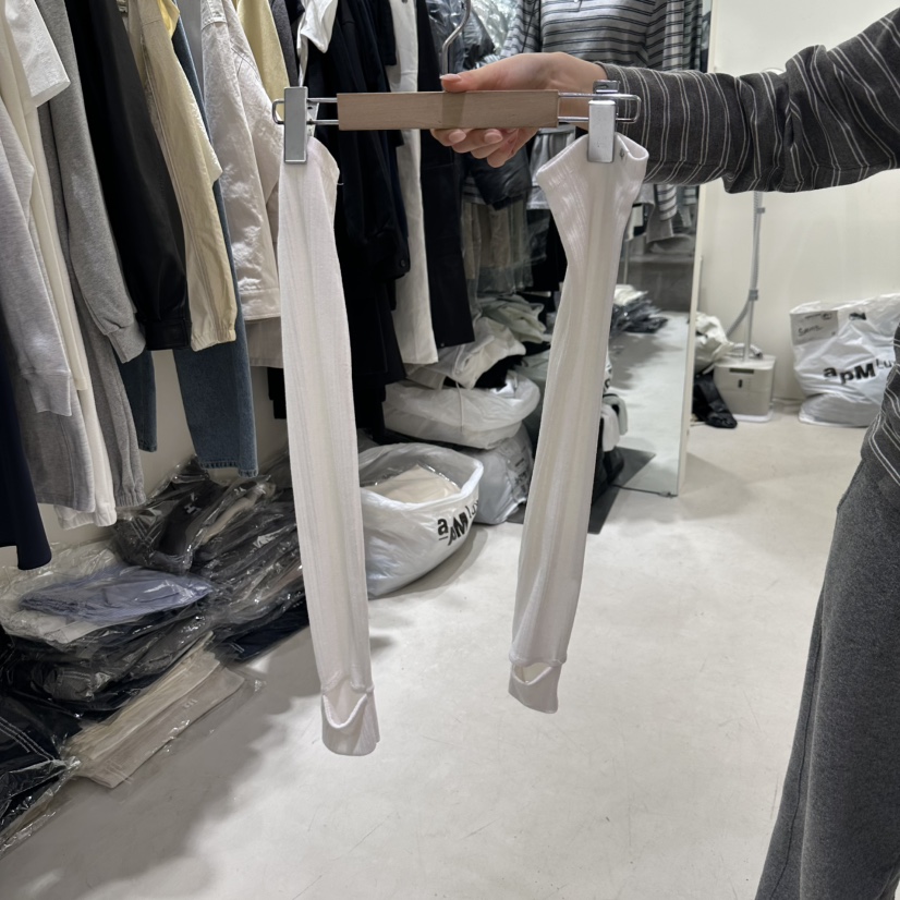 ASHTOE韓國直郵㊣女裝新品熱賣職業時尚25春夏推薦人氣襪子ASHTOE襪子